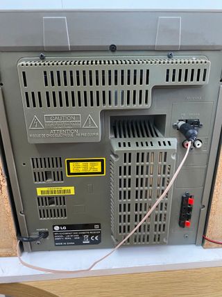 MINICADENA LG 3CD-RADIO-2CASSETTE-MP3