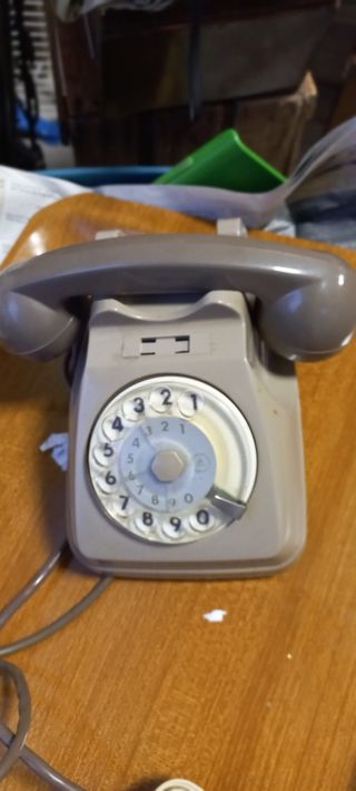 TELEFONO DA CASA A ROTELLE DI UNA VOLTA