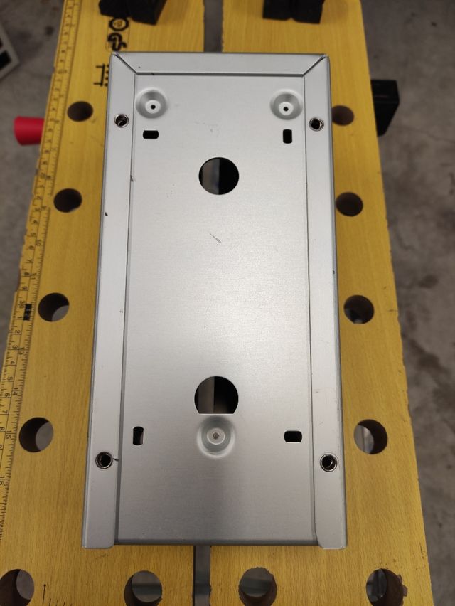 Custodia appoggio parete Urmet 725/710