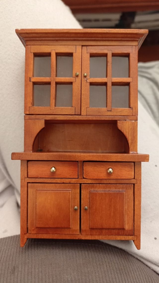 Vitrina de casa de muñecas