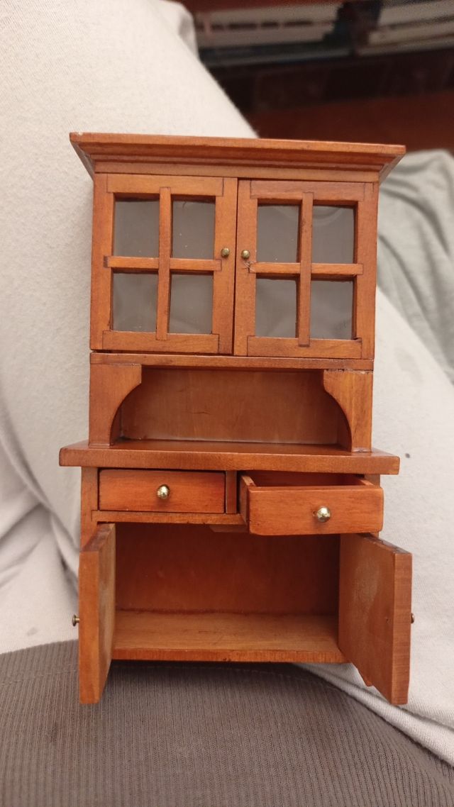 Vitrina de casa de muñecas