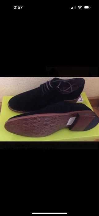 PVP 250€ T41 Zapatos derby Ted Baker piel