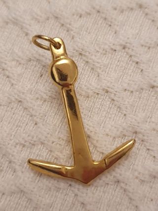 PINS INSIGNIA ALFILER OJAL / novedades