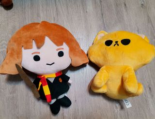 6 Peluches Harry Potter+Varita+stand+cortagalletas