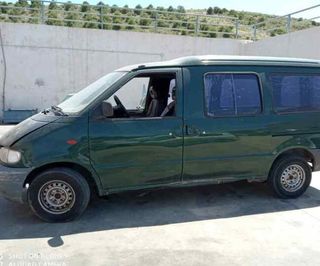 Nissan 412225 compresor aire acondicionado vanette