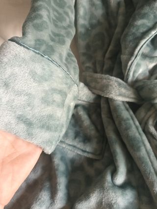 Bata y pijama sin estrenar lote