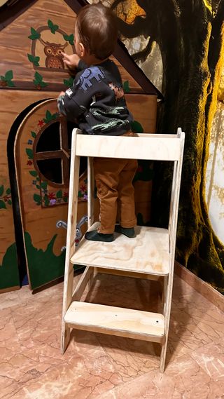 Trona Montessori y Torre de aprendizaje 2x1 nueva