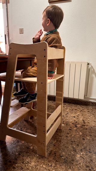 Silla infantil torre, trona montessori aprendizaje