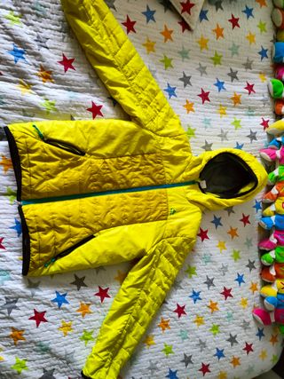 Cazadora quechua niño trekking