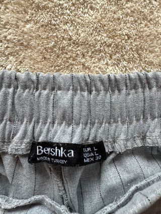 Pantalón estilo chino