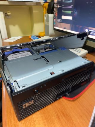 computer desktop lenovo ibm thinkcenter