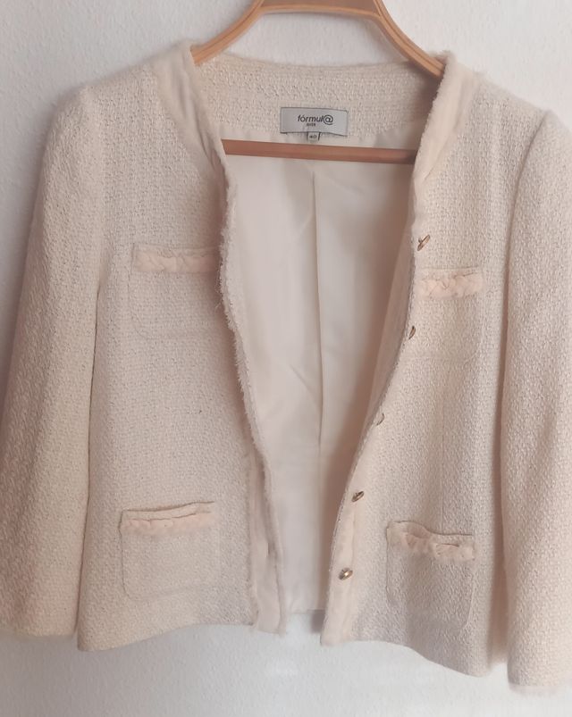 CHAQUETA CORTE CHANEL