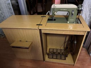 Maquina de coser antigua SIGMA