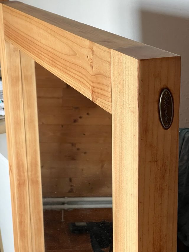 Espejo grande de madera maciza