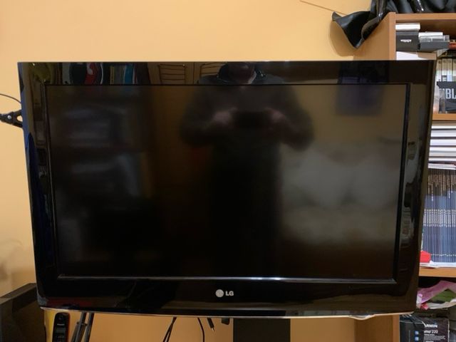 TV LG FULL HD 32" IMPECABLE