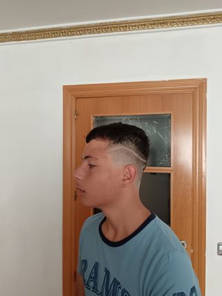 .busca trabajo barbero de hombres