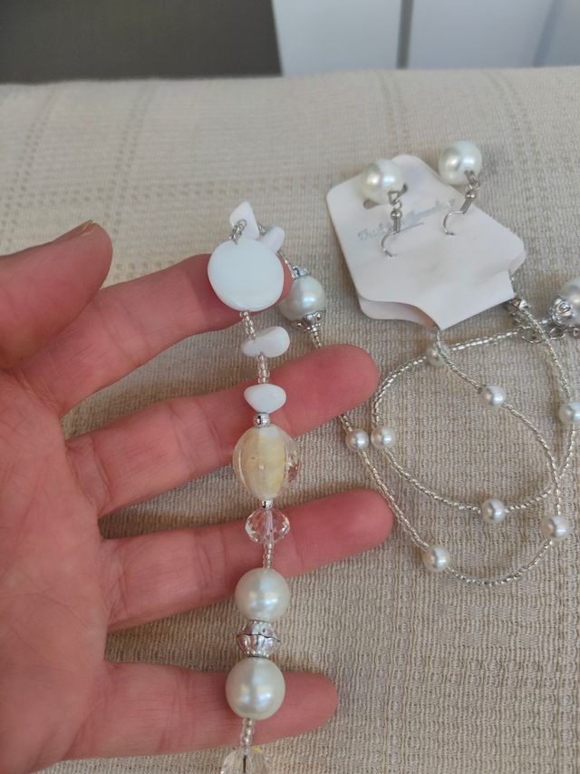 Collar y pendientes bisutería sin estrenar
