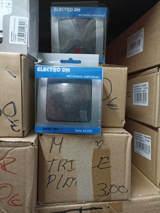 Mecanismos Luz Marca DH