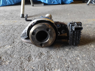 Turbo 755297 Volkswagen Phaeton (2002-2010)  y_840