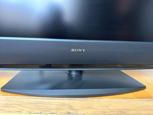 Televisor Sony de 120cm de pantalla