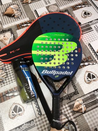 Racchetta da padel