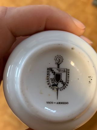 Jarrón sello monasterio Cisterciense de Vico