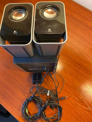 Altavoces Logitech