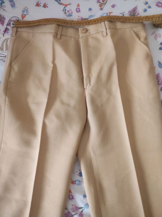 Pantalón vestir hombre con pinzas T42-44