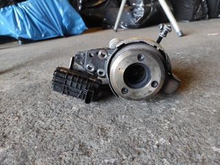 Turbo 755298 Volkswagen Phaeton (2002-2010)  y_064