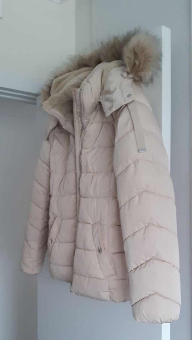 Abrigo capucha beige como nuevo