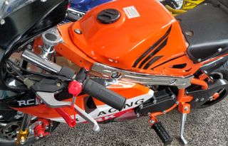 MINIQUAD VERDE NUEVO PARA NIÑO A ESTRENAR SIN USAR