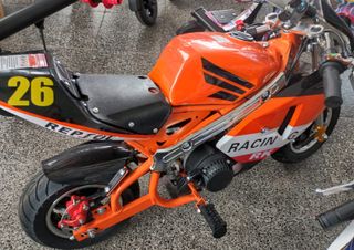 MINIQUAD VERDE NUEVO PARA NIÑO A ESTRENAR SIN USAR