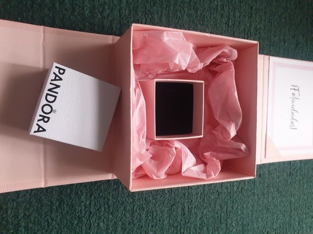 Caja y bolsas Pandora