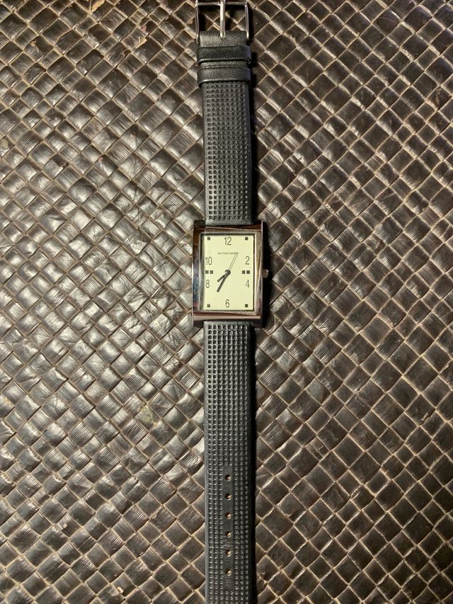 Reloj Antonio Miro la Caixa