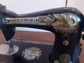 Màquina de coser antigua