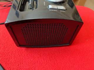 Radio, Reloj, alarma y conexion Ipod