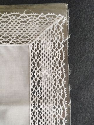Paño con encaje