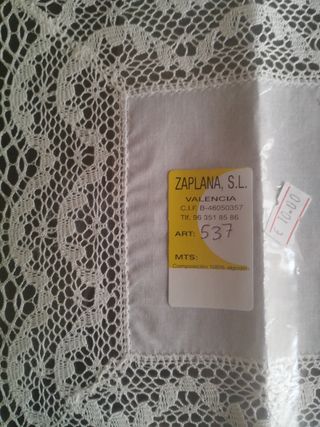 Paño blanco con encaje