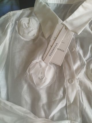 Blusa blanca manga larga talla M/L