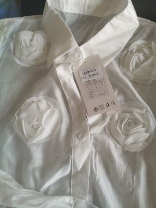 Blusa blanca manga larga talla M/L