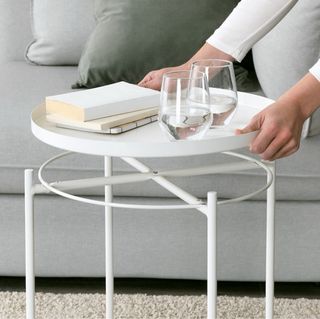 Mesa auxiliar redonda metal Ikea Gladom bandeja