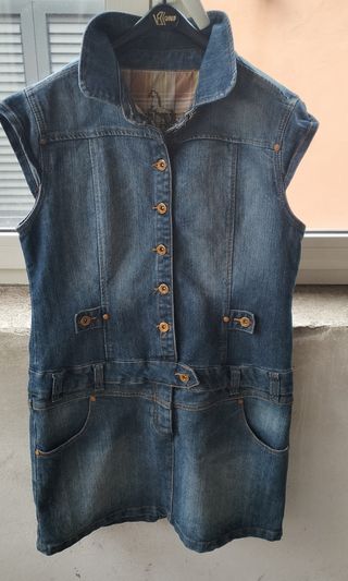 Vestito di jeans