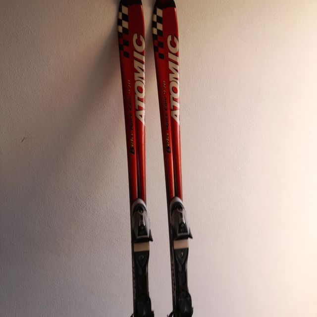 Esquies Atomic 9.20  1,85