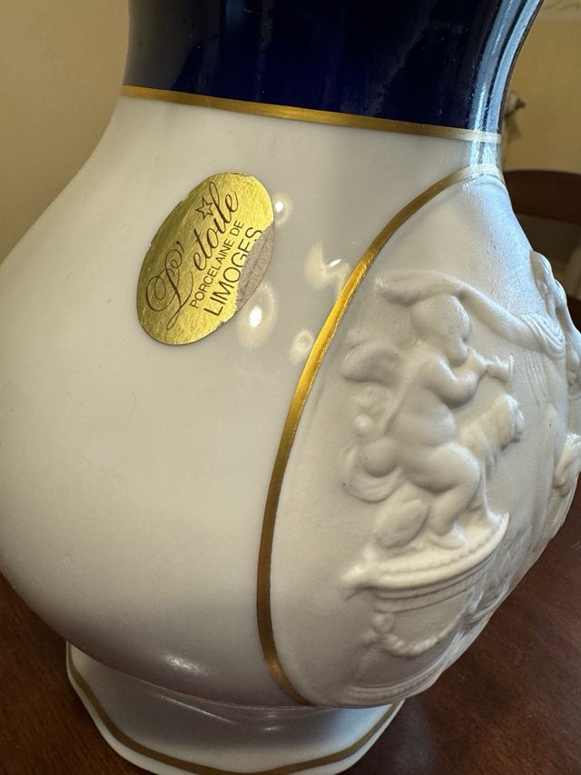 Vaso Limoges L’Etoile in porcellana biscuit