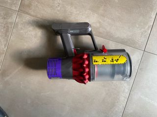 Dyson v10 cyclone