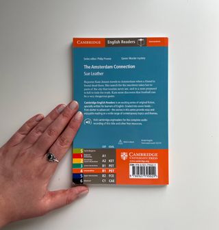 Libro para estudiantes de Secundaria en inglés