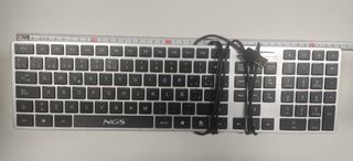 Teclado de cable