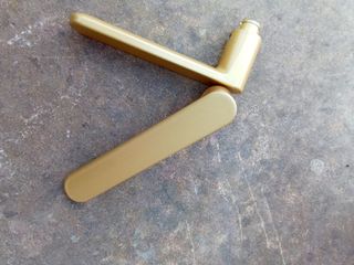 Maniglie nuove per 3porte