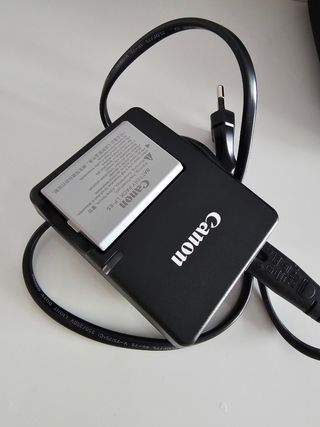 Cámara Canon EOS 1000D