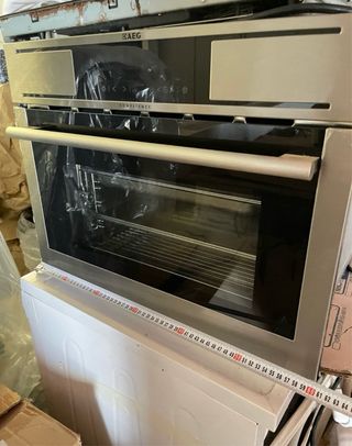 Horno de Vapor AEG